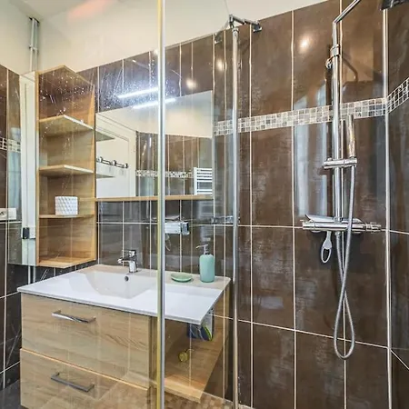 Apartment Haussmannien Proche Parc Des Princes Paris
